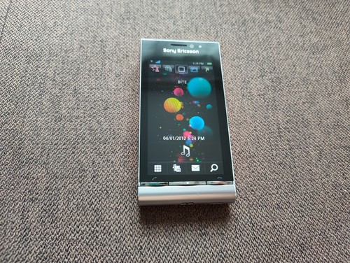 Sony ericsson satio u1i - sony,